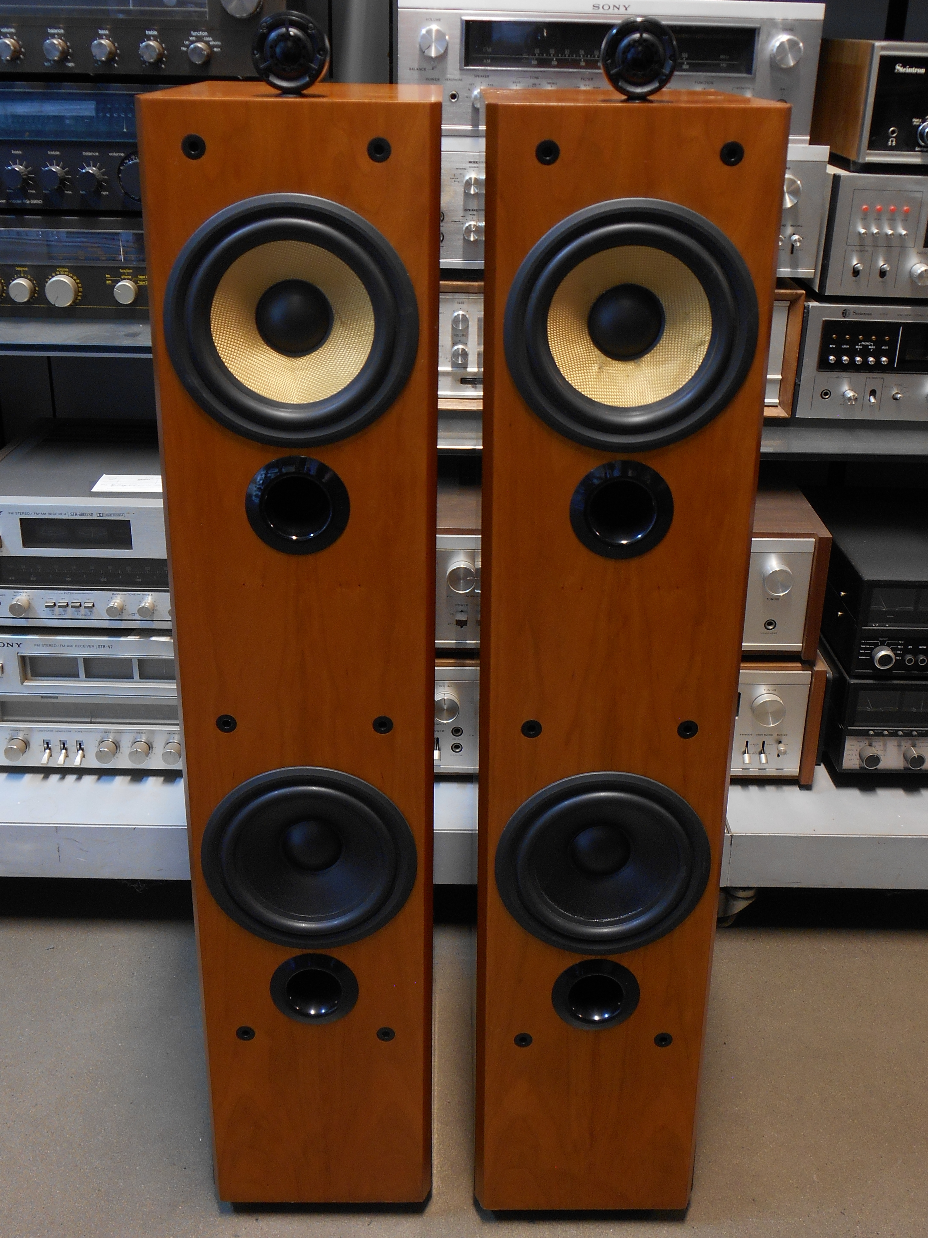 bowers and wilkins p6